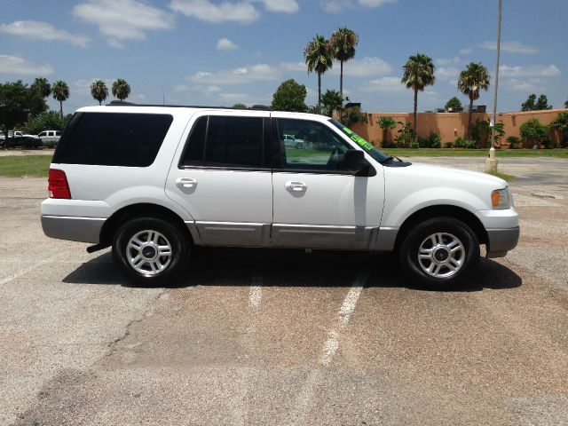 Ford Expedition 2003 photo 3