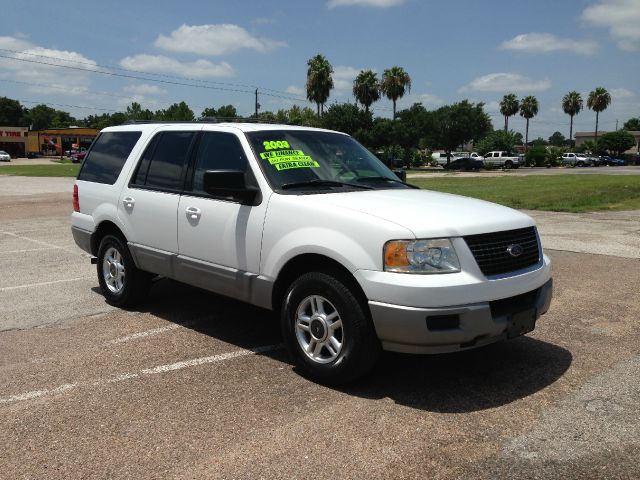 Ford Expedition 2003 photo 4