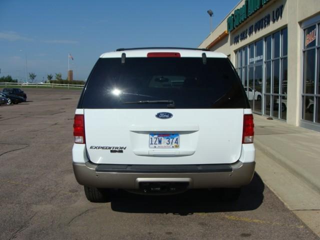 Ford Expedition 2003 photo 2
