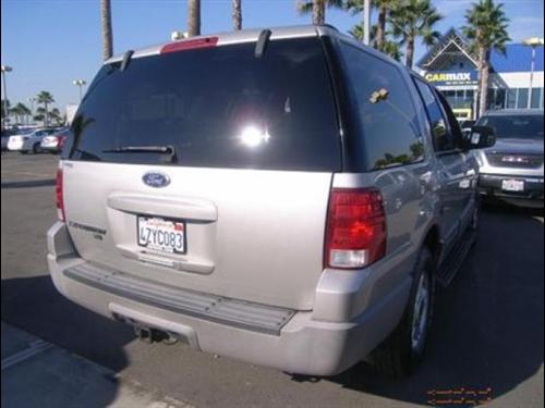 Ford Expedition 2003 photo 3