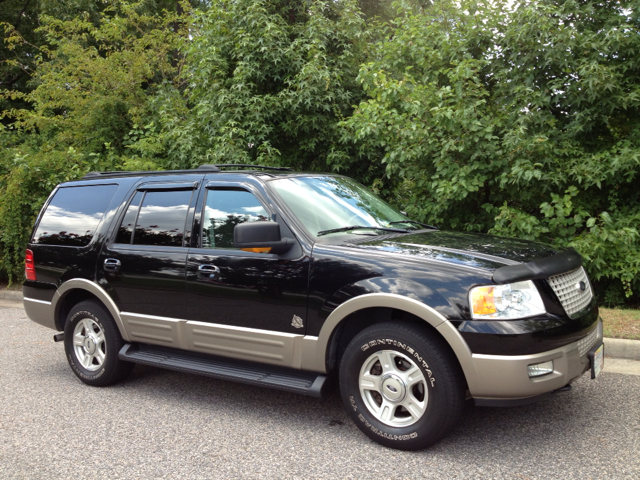 Ford Expedition 2003 photo 1