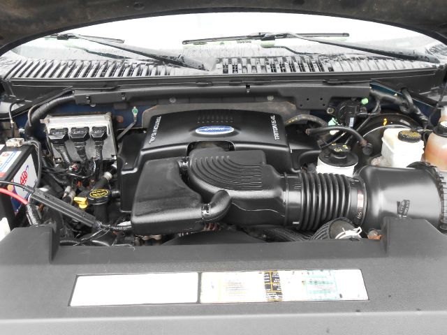 Ford Expedition 2003 photo 1