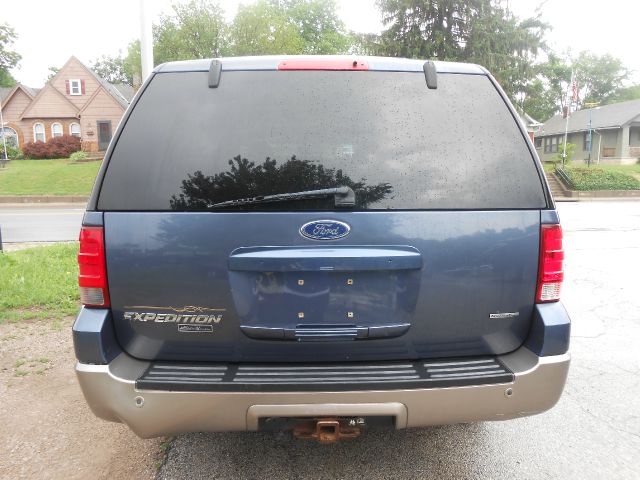 Ford Expedition 2003 photo 11