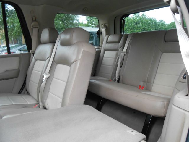 Ford Expedition 2003 photo 18