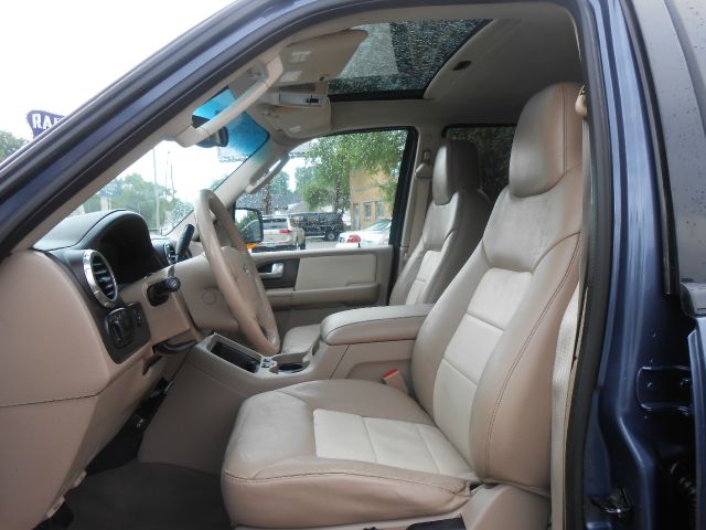 Ford Expedition 2003 photo 21