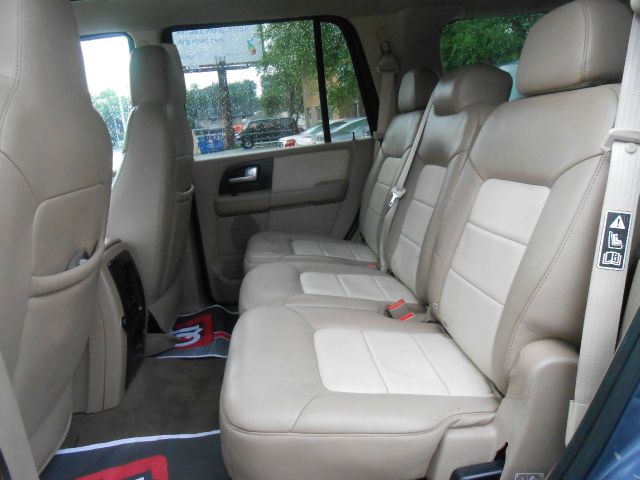 Ford Expedition 2003 photo 22