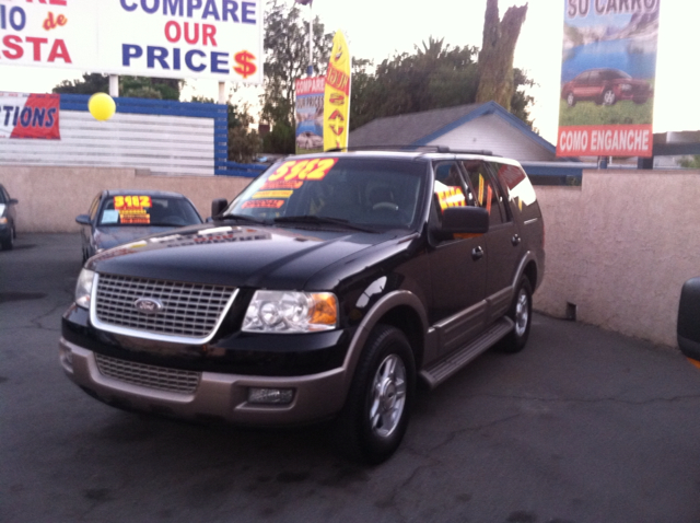 Ford Expedition 2dr HB Man Spec SUV