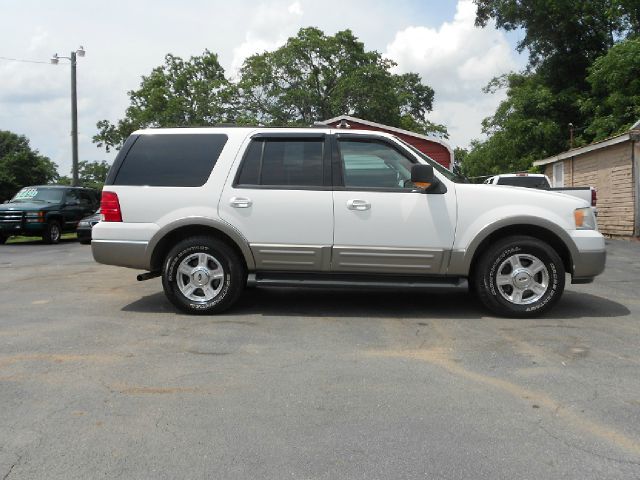 Ford Expedition MOON BOSE Quads SUV