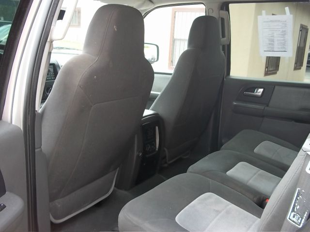 Ford Expedition 2003 photo 11