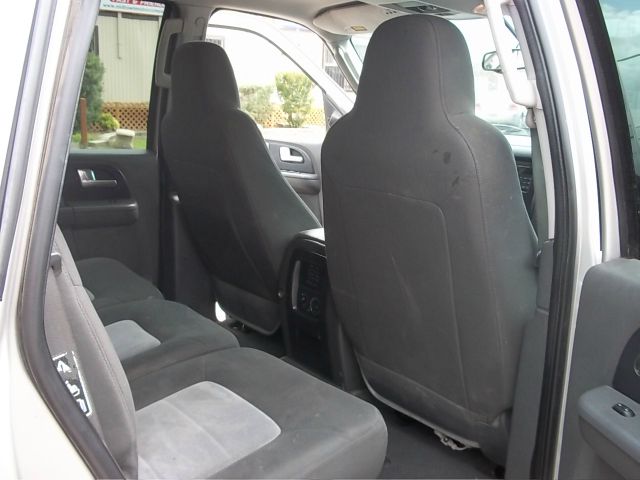 Ford Expedition 2003 photo 3