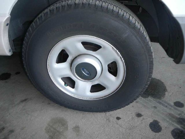 Ford Expedition 2003 photo 1