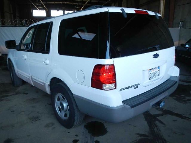 Ford Expedition 2003 photo 3