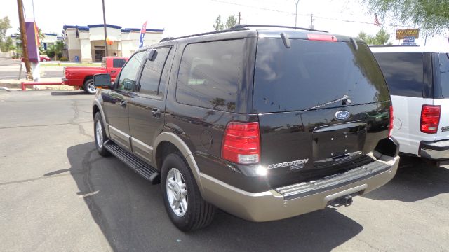 Ford Expedition 2003 photo 1