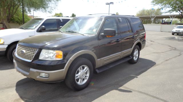 Ford Expedition 2003 photo 2