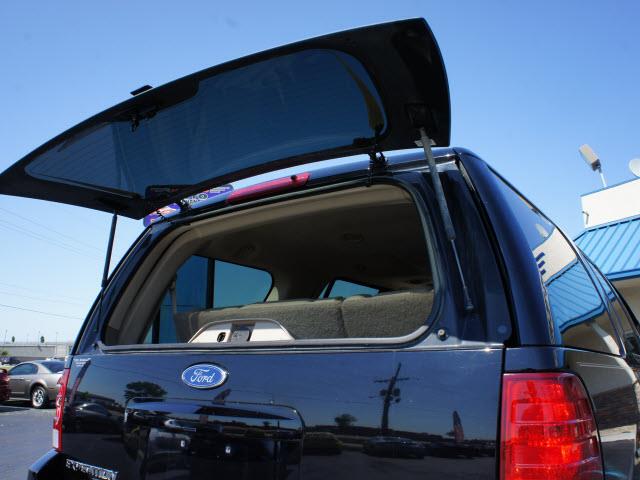 Ford Expedition XL XLT Work Series SUV