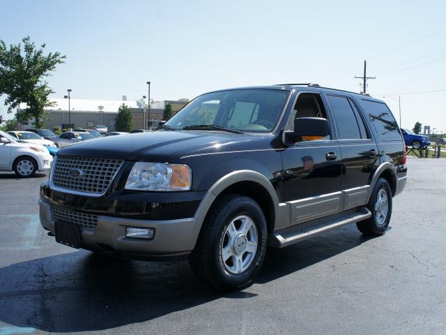Ford Expedition 2003 photo 3