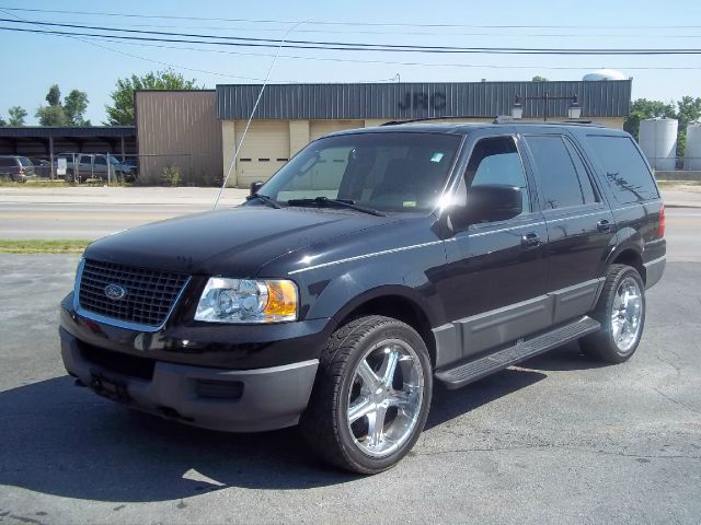 Ford Expedition 2003 photo 3