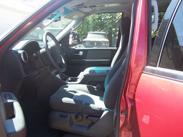 Ford Expedition 2003 photo 4
