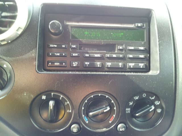 Ford Expedition 2003 photo 15