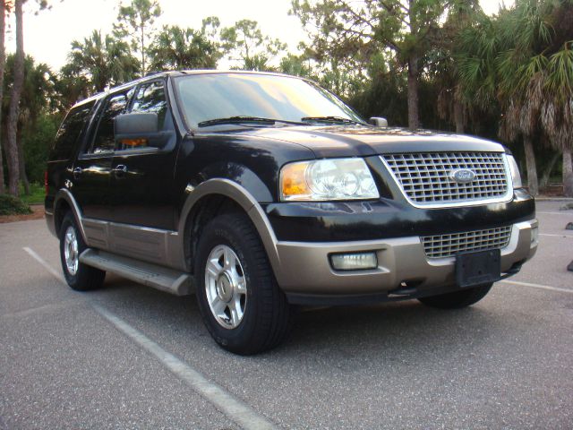 Ford Expedition 2003 photo 1
