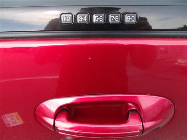 Ford Expedition 2003 photo 17