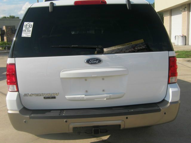 Ford Expedition 2003 photo 3