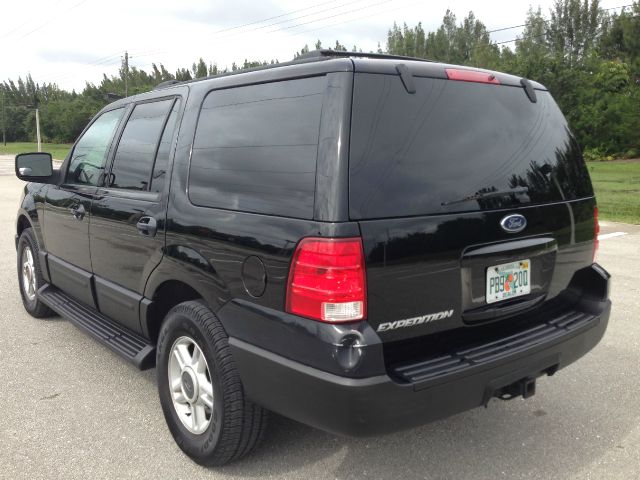 Ford Expedition 2003 photo 11