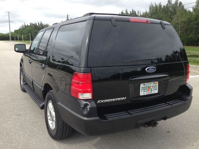 Ford Expedition 2003 photo 33