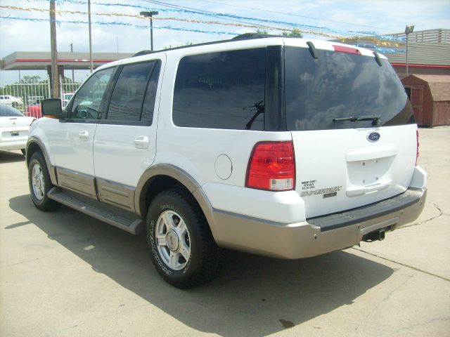 Ford Expedition 2003 photo 2