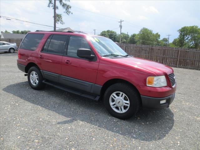 Ford Expedition 2004 photo 1