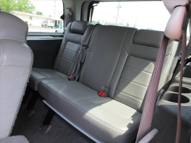 Ford Expedition 2004 photo 2