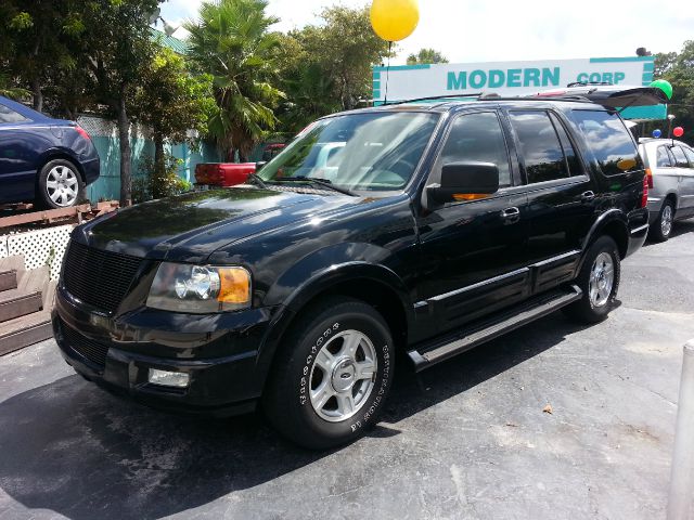 Ford Expedition 2004 photo 3