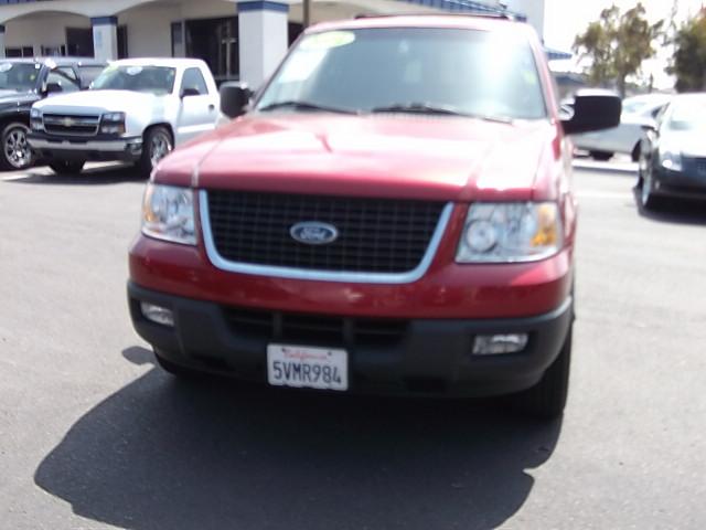 Ford Expedition 2004 photo 1