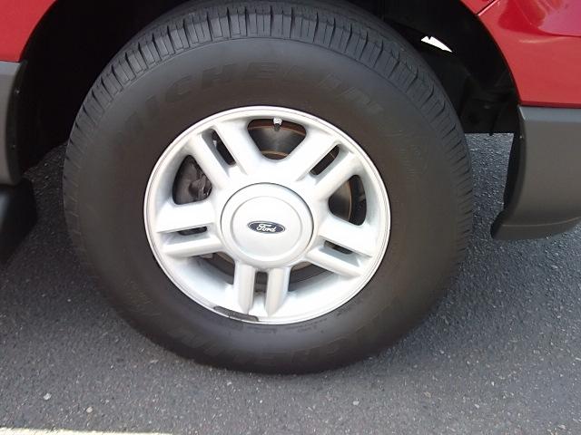 Ford Expedition 2004 photo 3