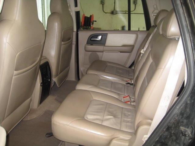 Ford Expedition 2004 photo 5
