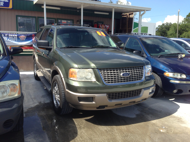 Ford Expedition 2004 photo 1