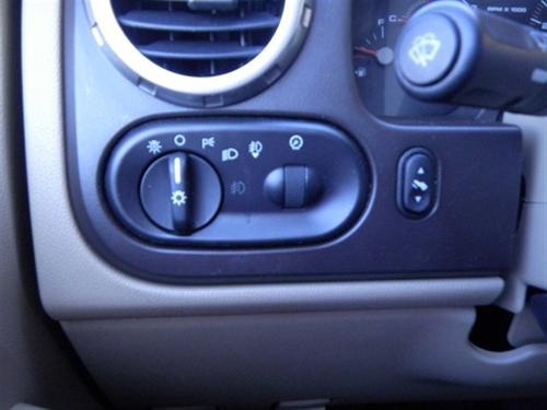 Ford Expedition 2004 photo 3