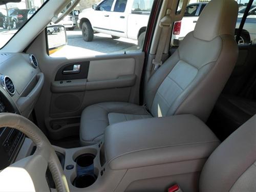 Ford Expedition 2004 photo 4