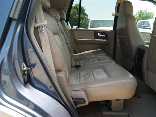 Ford Expedition 2004 photo 5