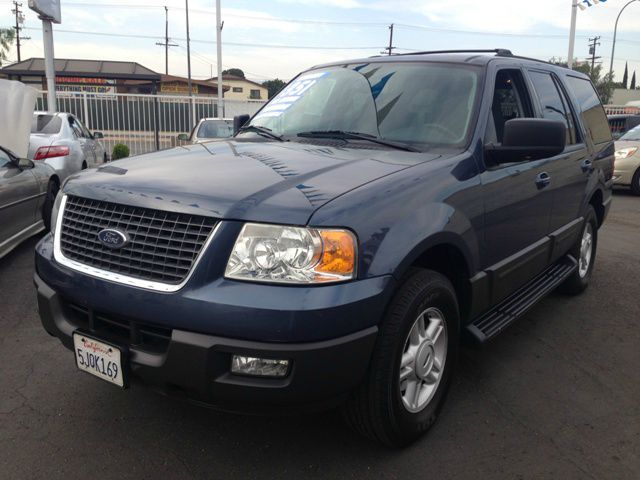 Ford Expedition 2004 photo 4