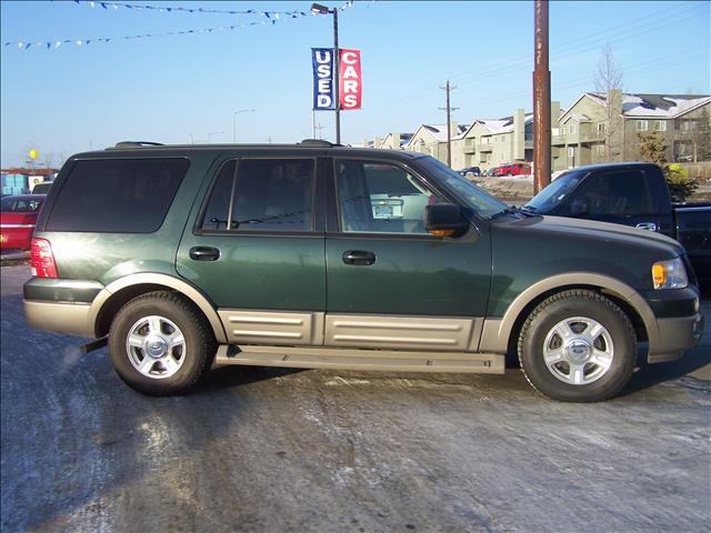 Ford Expedition 2004 photo 1