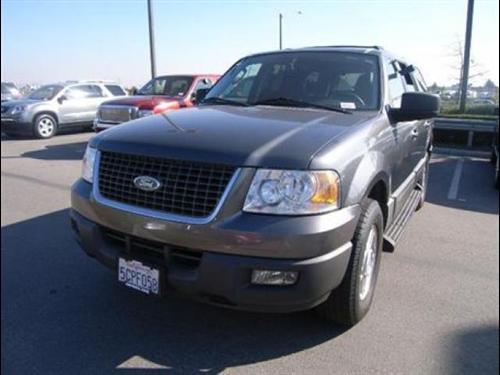 Ford Expedition 2004 photo 1