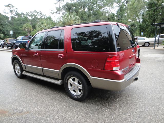 Ford Expedition 2dr HB Man Spec SUV