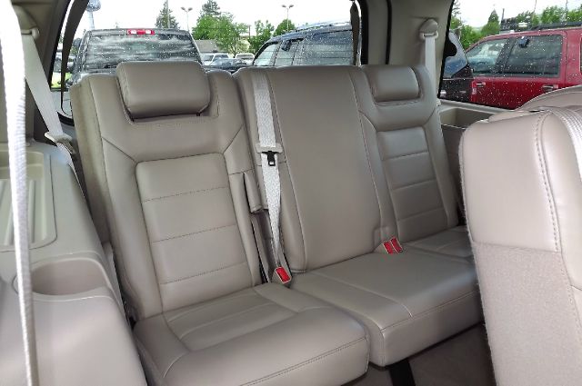 Ford Expedition 2004 photo 3