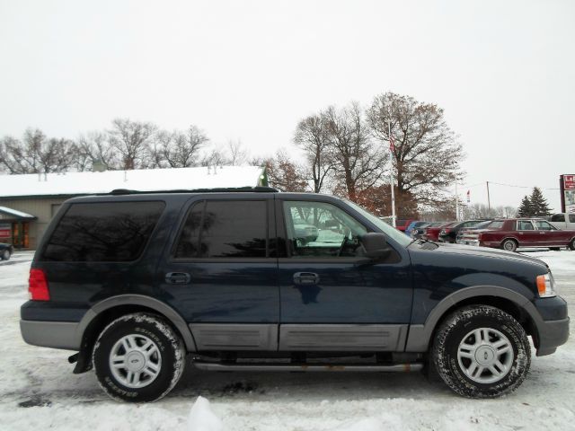 Ford Expedition MOON BOSE Quads SUV