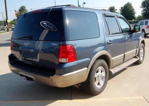 Ford Expedition 2004 photo 1