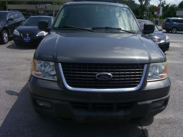 Ford Expedition 2004 photo 4