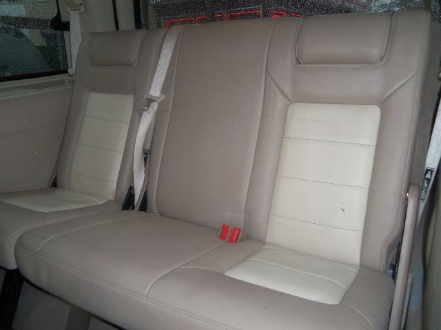 Ford Expedition 2004 photo 4