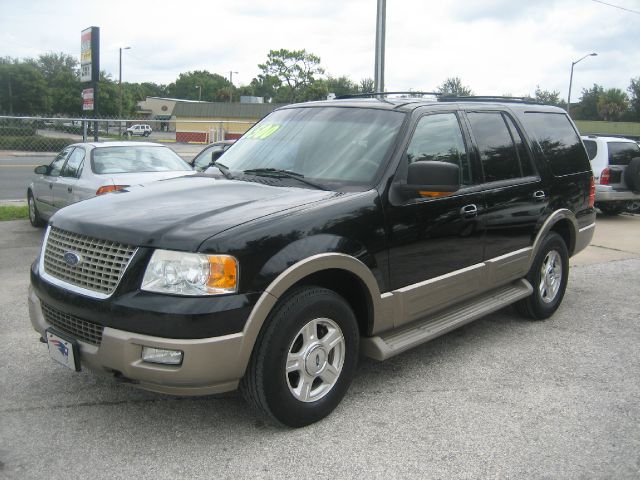 Ford Expedition 2004 photo 4