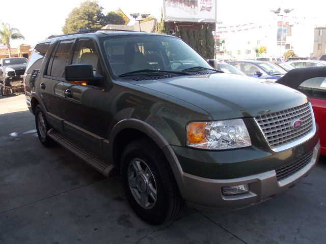 Ford Expedition 2004 photo 4
